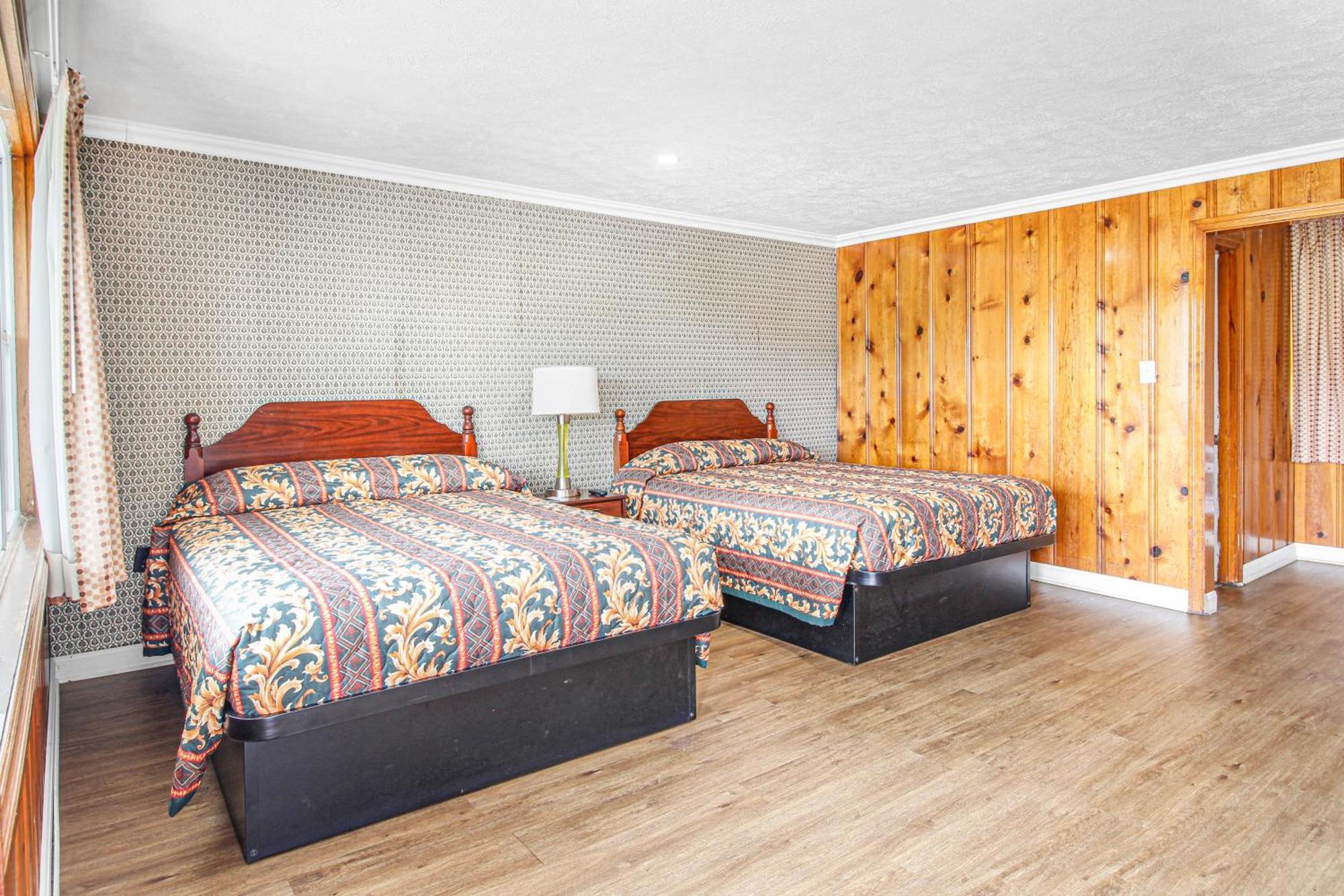 Horse Cave Motel Bagian luar foto